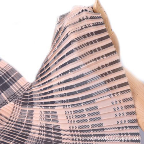 100% Polyester Woven Chiffon Plaid Print Pleated Fabric